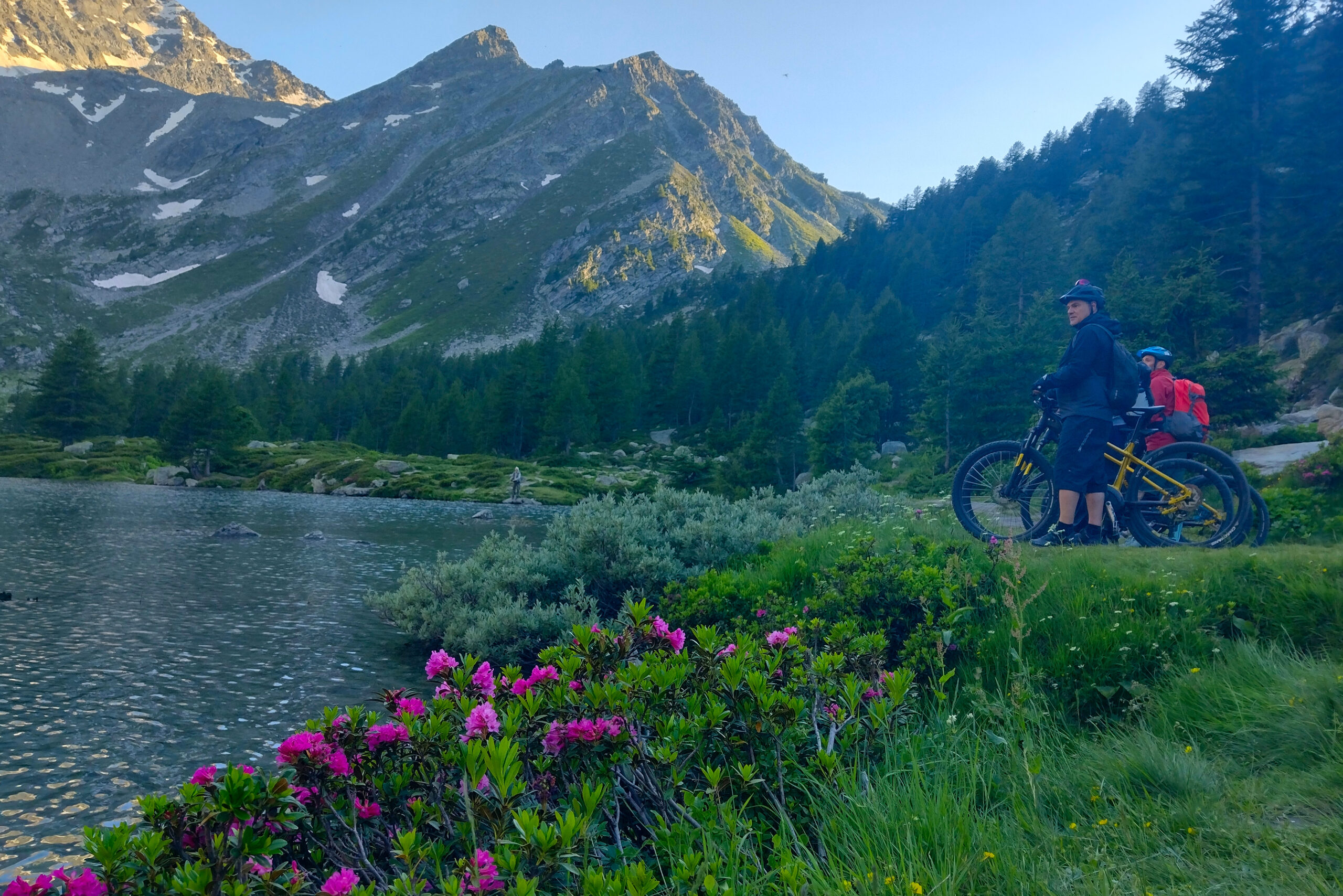 Esplorazioni e-bike lato wild Monte Bianco Maison Musee Berton La Thuile Valle d'Aosta